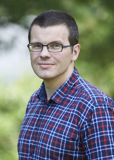 Maciej Ptaszynski